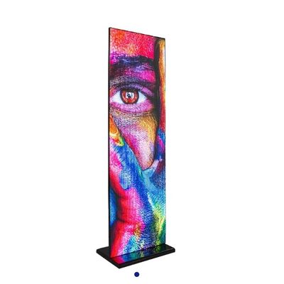 Display di cartelloni a LED intelligenti per pavimenti interni con rating IP31 con elevato tasso di aggiornamento